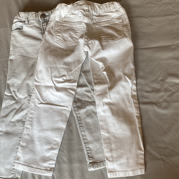 Gap size 5 jeans. Perfect condition. Bundle set of 2 - Picture 3 of 6